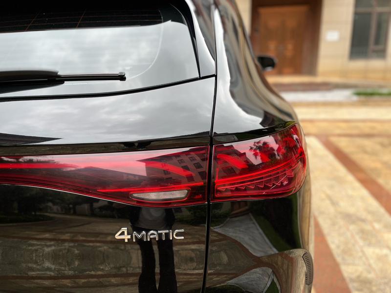 Mercedes-Benz EQE SUV, 2024 — фото 10 из 12