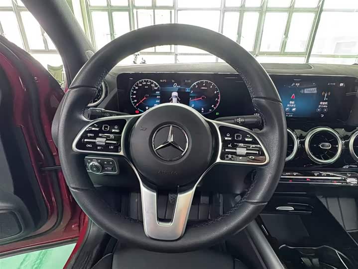 Mercedes-Benz GLA-Class, 2022 — фото 9 из 9