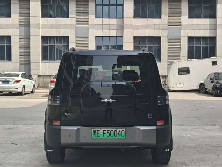BYD FangChengBao Titanium 7 (Tai 7), 2025 — фото 5 из 9