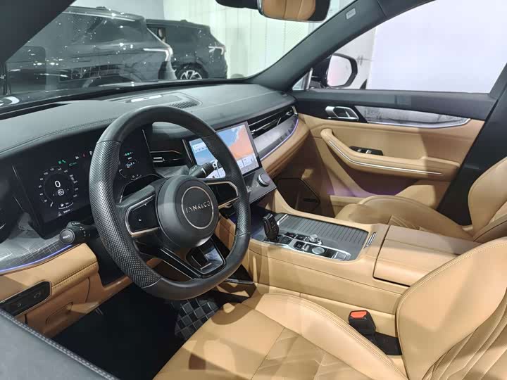 Lynk & Co 09 EM-P Hybrid, 2024 — фото 4 из 9