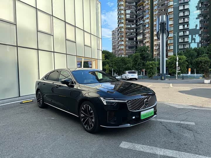 Volvo S90 Hybrid, 2025 — фото 3 из 9