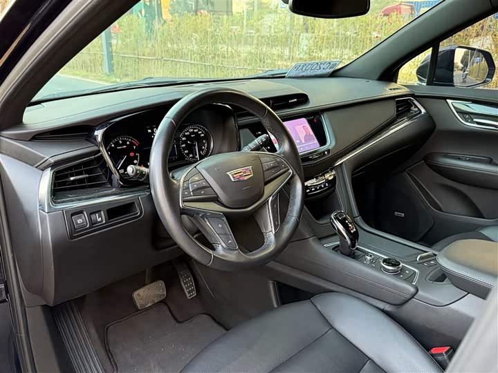Cadillac XT5, 2021 — фото 8 из 9
