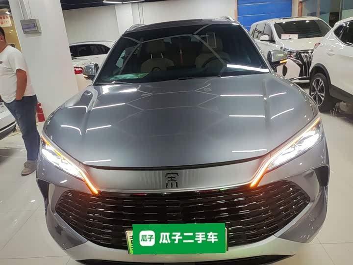 BYD Song L DM-i Hybrid, 2025 — фото 3 из 9