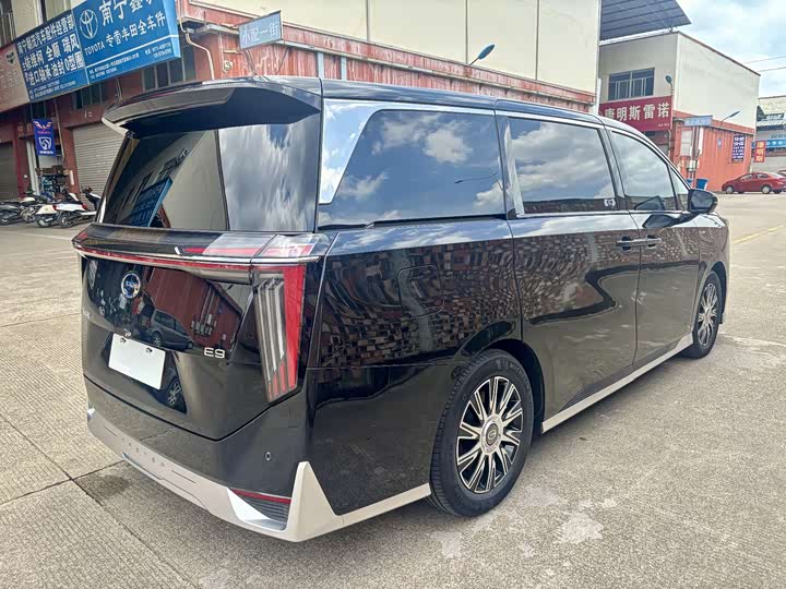 GAC Trumpchi E9, 2024 — фото 4 из 9