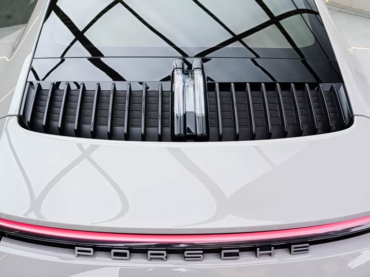 Porsche 911, 2023 — фото 9 из 9