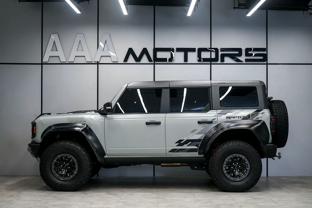 Ford Bronco, 2023 — фото 3 из 10