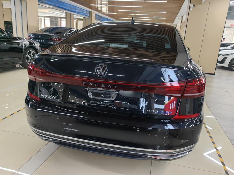 Volkswagen Passat Hybrid, 2022 — фото 4 из 12