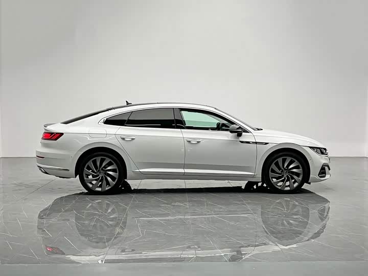 Volkswagen CC, 2023 — фото 7 из 9