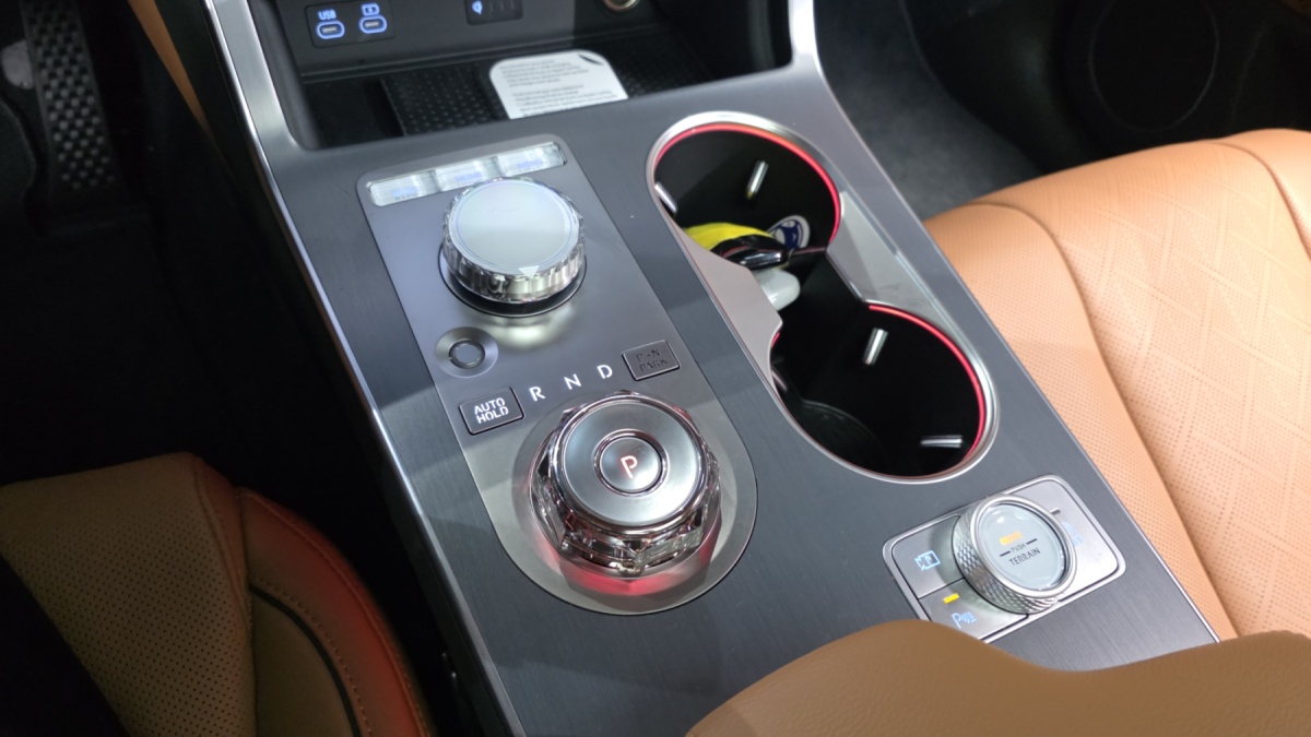 Genesis GV80, 2025 — фото 9 из 12