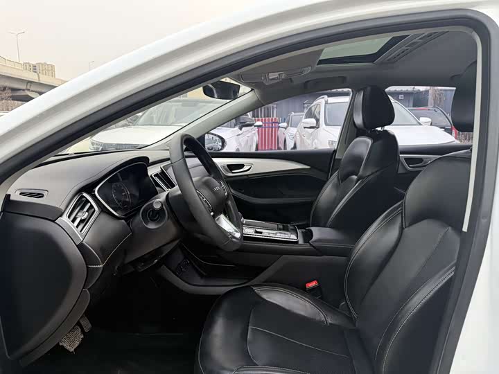Roewe i6 Max EV, 2021 — фото 3 из 9