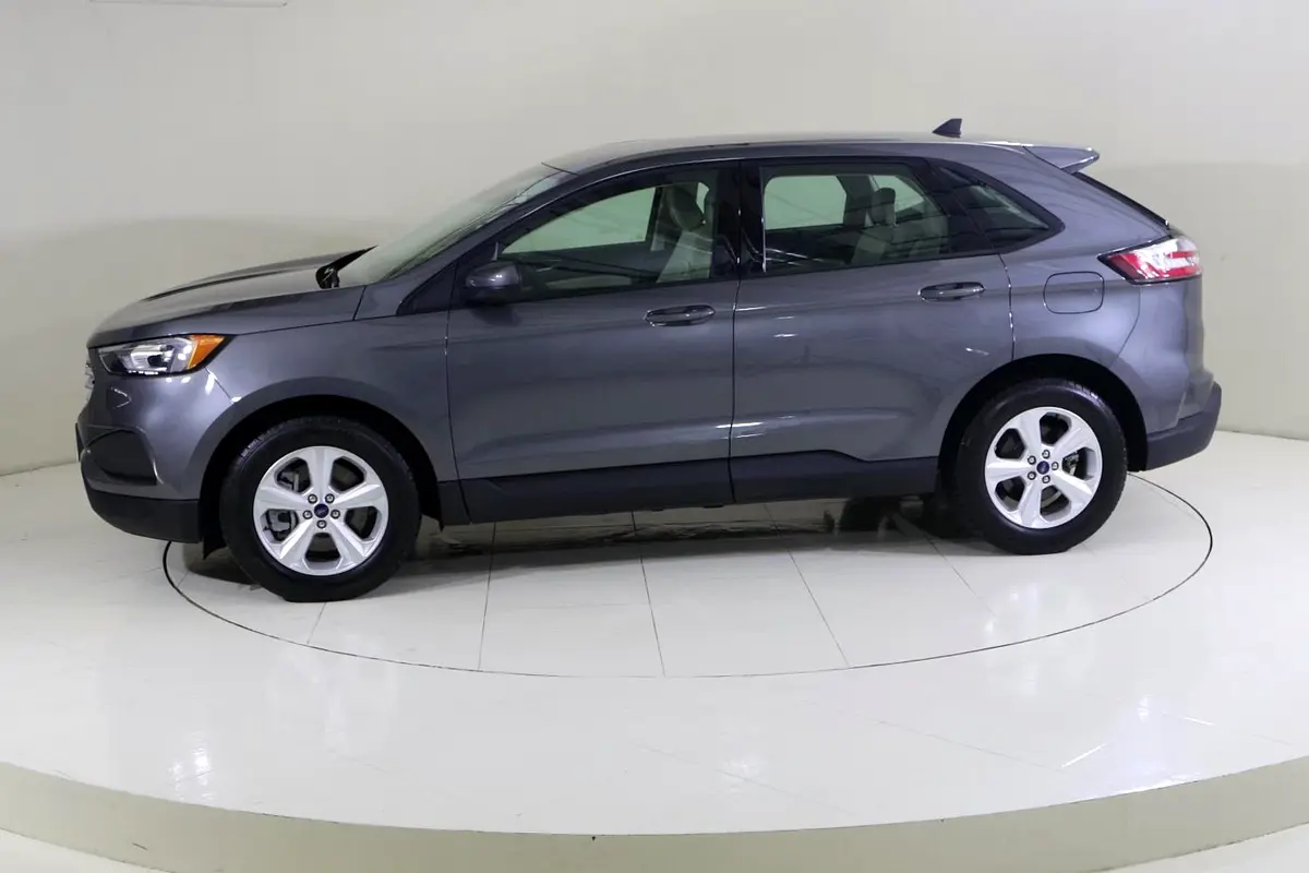 Ford Edge, 2022 — фото 4 из 10