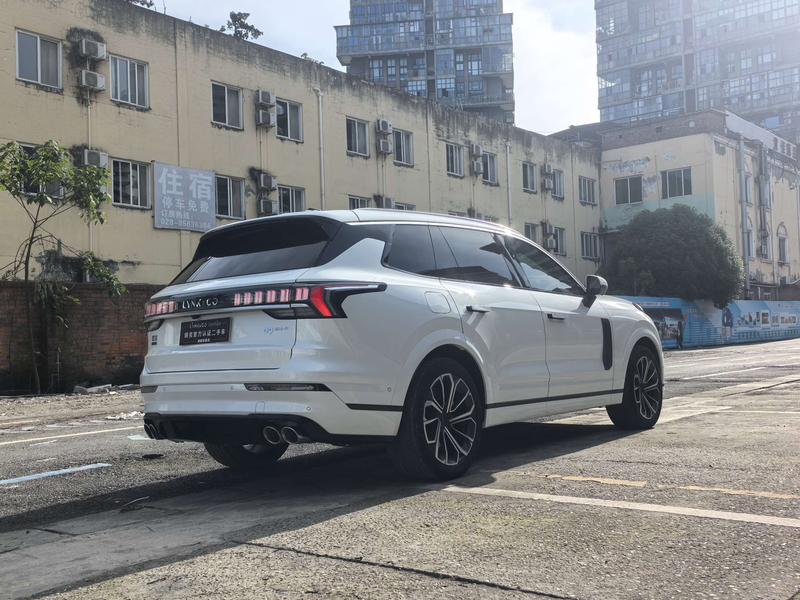 Lynk & Co 09 EM-P Hybrid, 2023 — фото 7 из 12