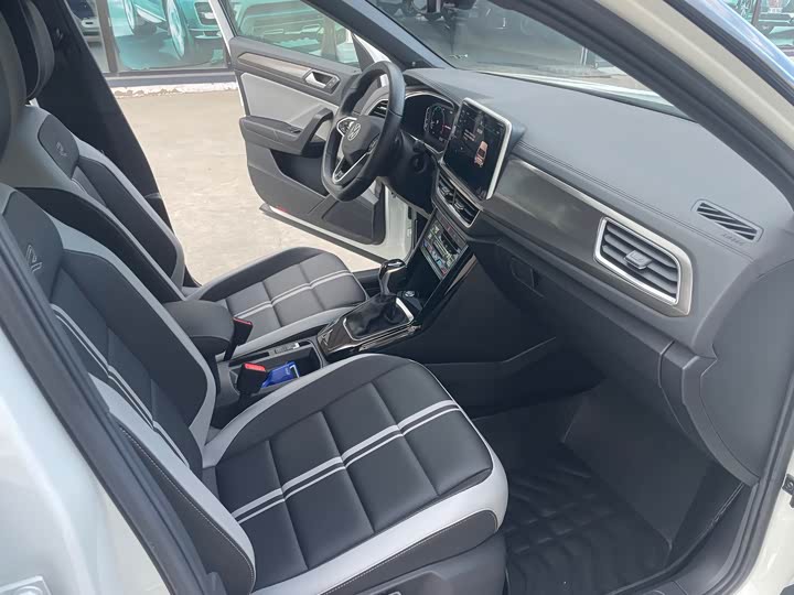 Volkswagen T-Roc, 2023 — фото 9 из 12