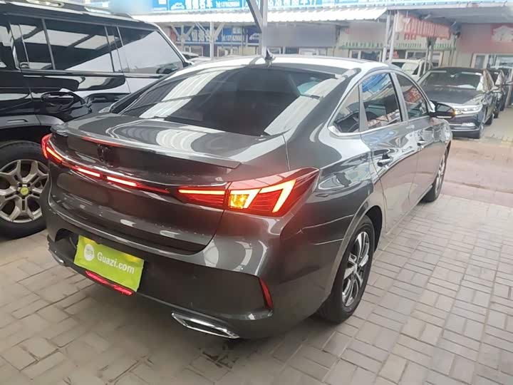Changan Eado Plus, 2022 — фото 7 из 9