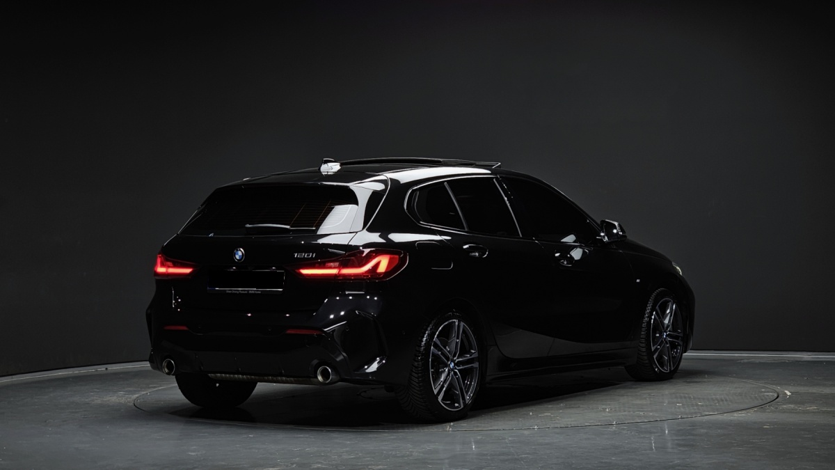BMW 1 Series, 2022 — фото 2 из 12