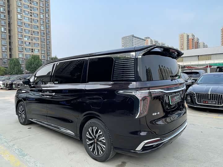 Hongqi HQ9 Hybrid, 2025 — фото 3 из 9