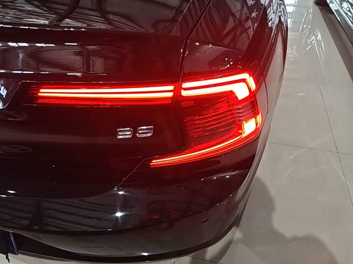 Volvo S90, 2021 — фото 8 из 9