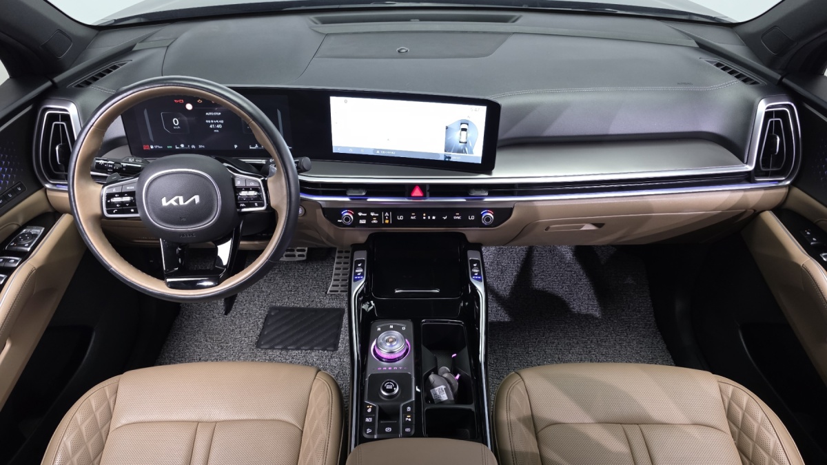 Kia Sorento, 2023 — фото 6 из 12