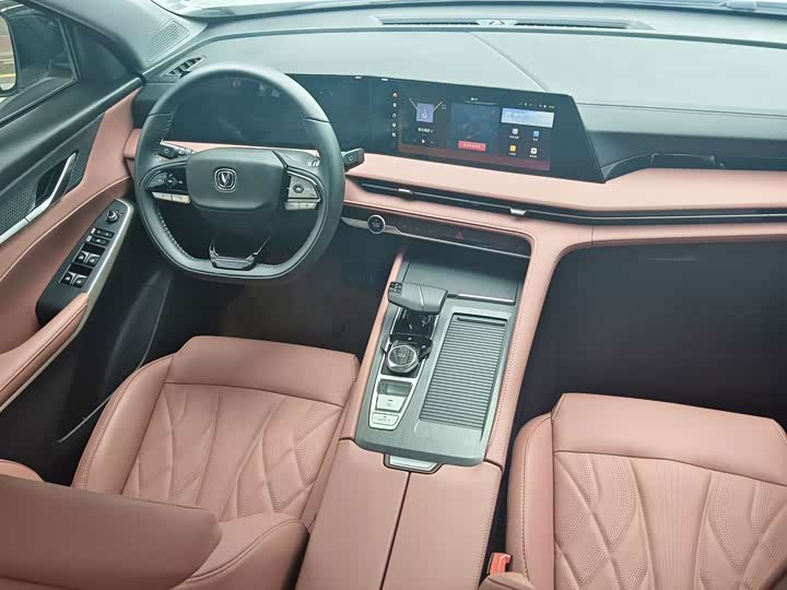 Changan CS75 Plus, 2024 — фото 7 из 9