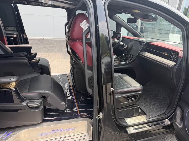 GAC Trumpchi M8, 2023 — фото 8 из 9