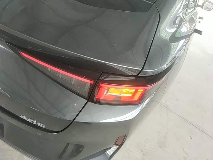 Changan Qiyuan (Nevo) A05, 2023 — фото 8 из 9