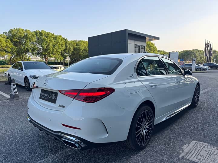 Mercedes-Benz C-Class, 2026 — фото 6 из 9
