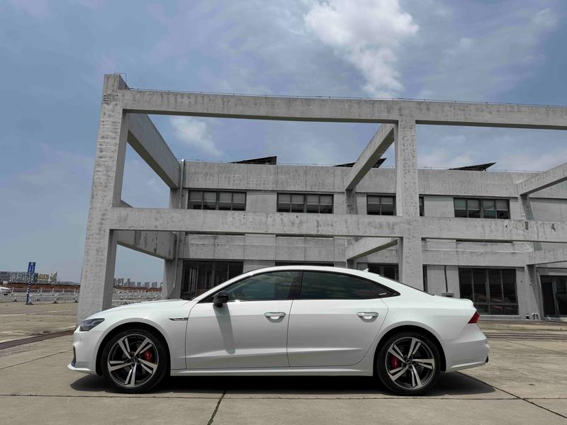 Audi A7L, 2023 — фото 4 из 12