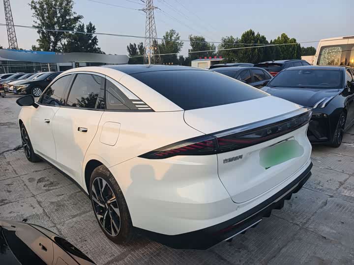 Geely Galaxy L6, 2023 — фото 7 из 7