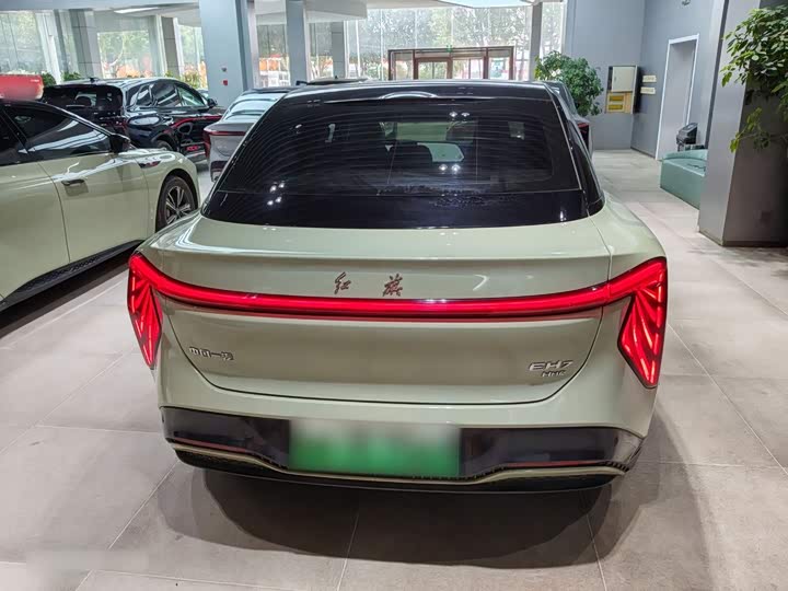 Hongqi EH7, 2024 — фото 6 из 9