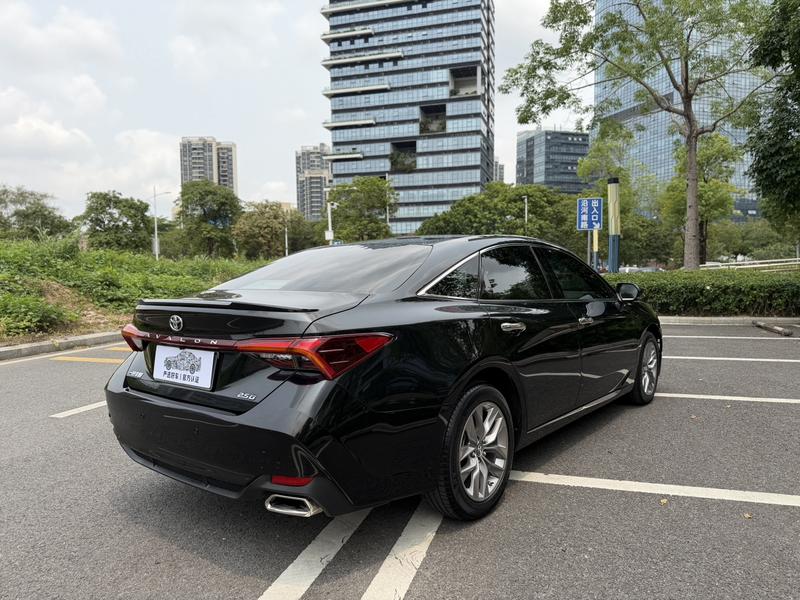 Toyota Avalon, 2021 — фото 7 из 12