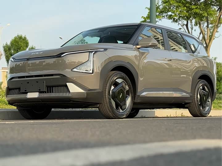 Kia EV5, 2026 — фото 2 из 9