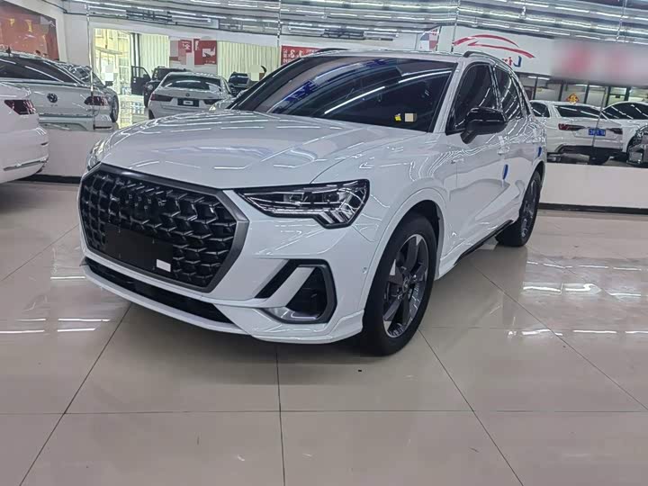 Audi Q3, 2024 — купить в Саранске под ключ