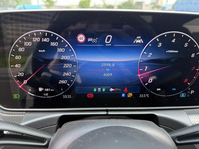 Mercedes-Benz C-Class, 2025 — фото 8 из 12