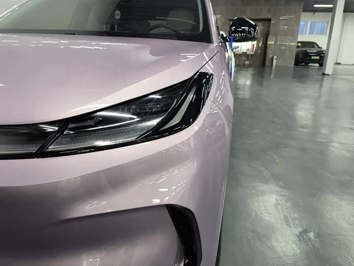 BAIC Arcfox T1, 2025 — фото 5 из 9