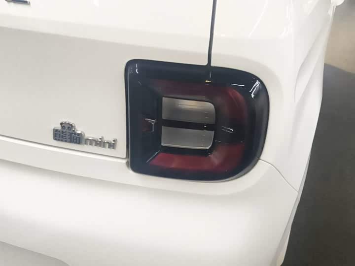 Geely Galaxy Panda Mini, 2025 — фото 8 из 9