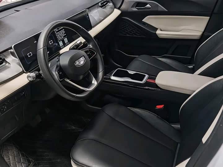 Geely Geometry E Firefly, 2024 — фото 7 из 9