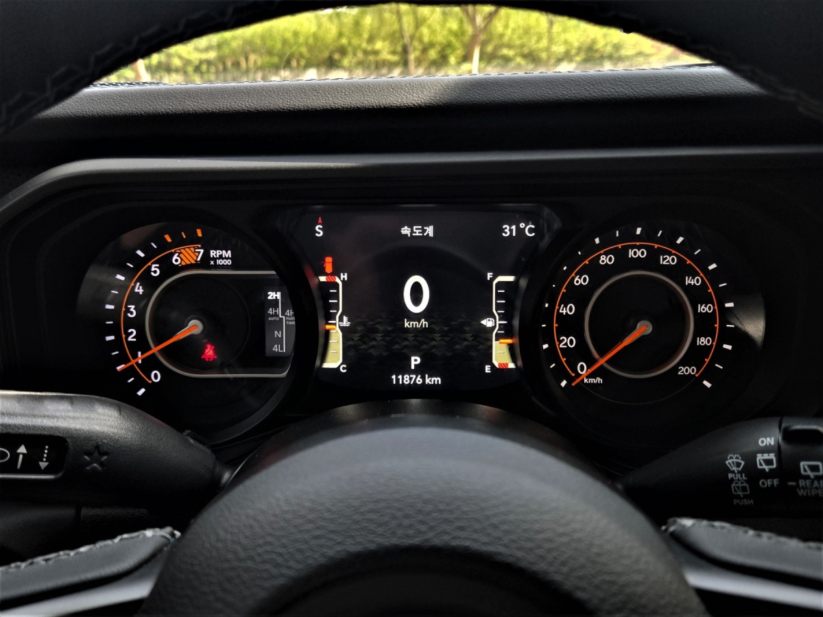Jeep Wrangler, 2025 — фото 7 из 12