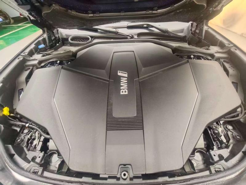 BMW i7, 2023 — фото 6 из 12