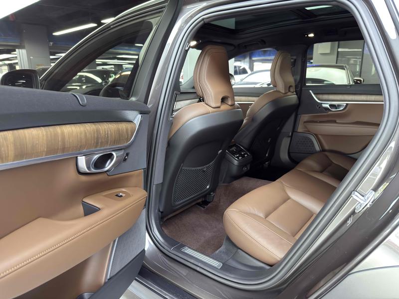 Volvo V90, 2023 — фото 10 из 12