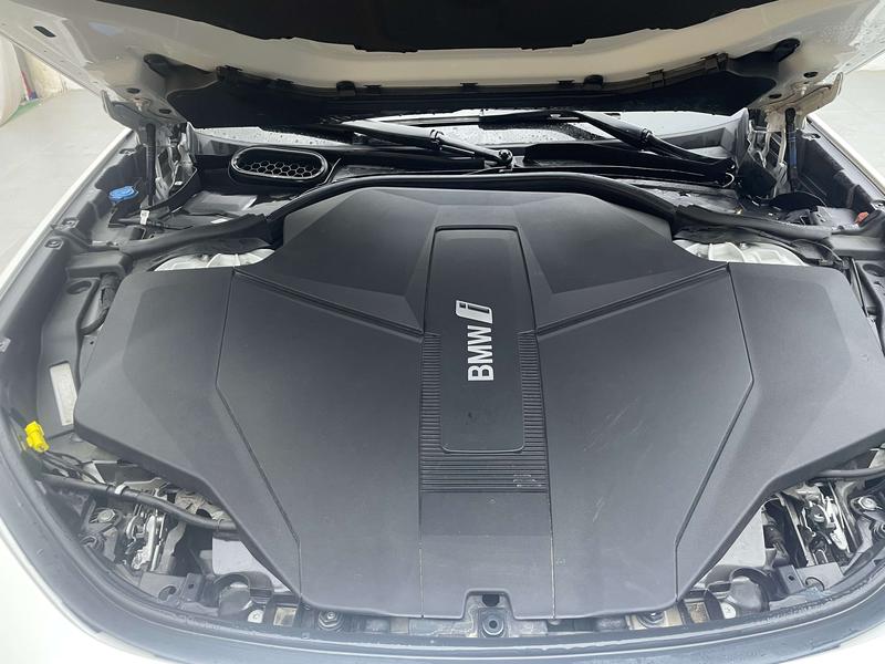 BMW i7, 2025 — фото 7 из 12