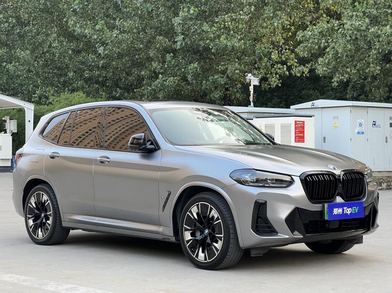 BMW iX3, 2022 — фото 3 из 12