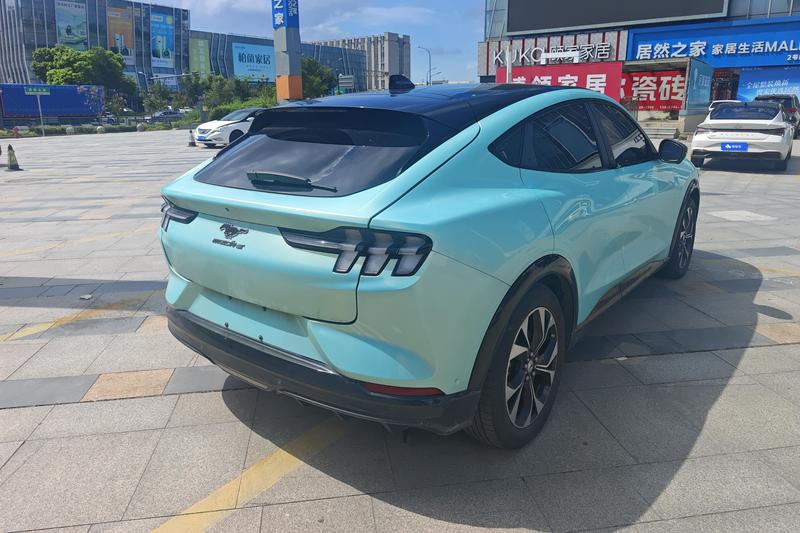 Ford Mustang Mach-E, 2022 — фото 3 из 9
