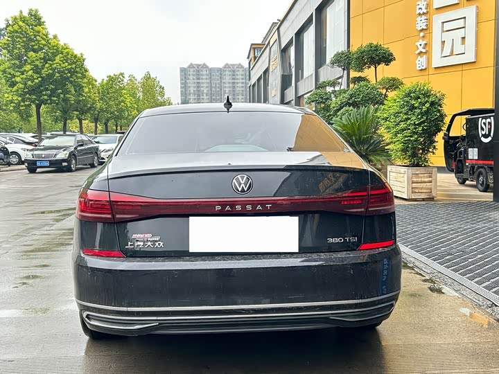 Volkswagen Passat, 2025 — фото 8 из 9