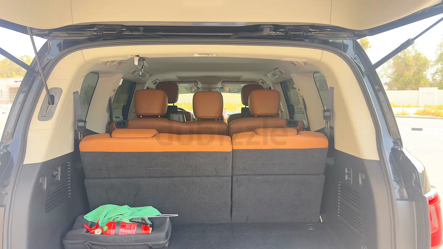 Infiniti QX80, 2023 — фото 9 из 10