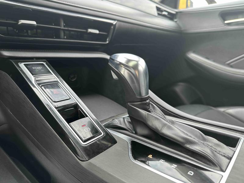 Roewe i5, 2024 — фото 9 из 12