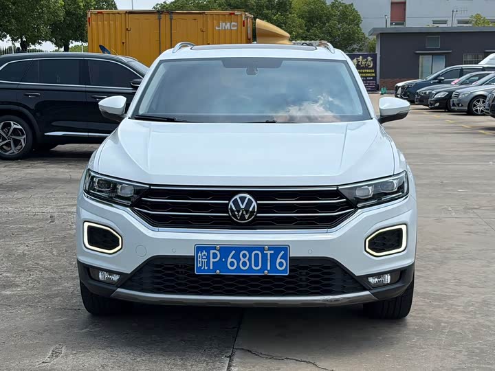Volkswagen T-Roc, 2022 — купить в Санкт-Петербурге под ключ