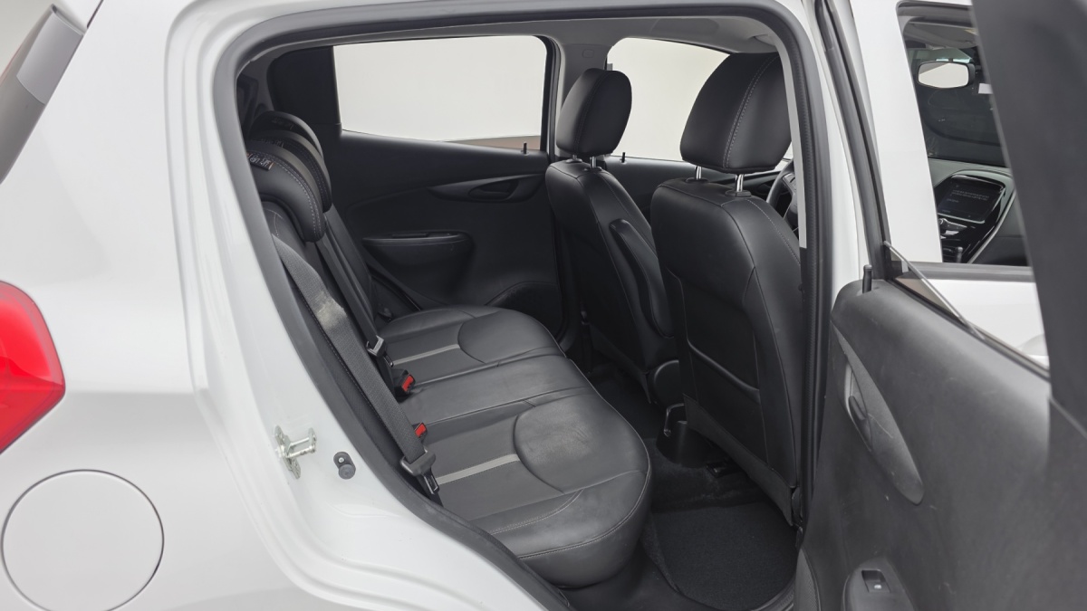 Chevrolet Spark, 2022 — фото 11 из 12