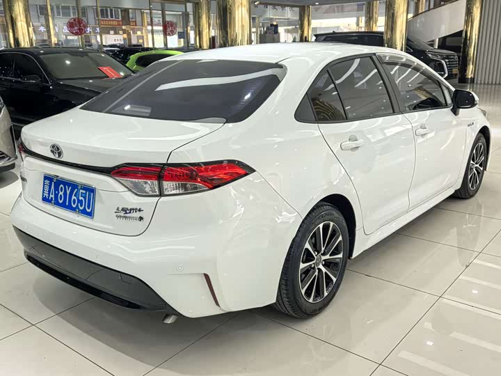 Toyota Levin, 2023 — фото 8 из 9