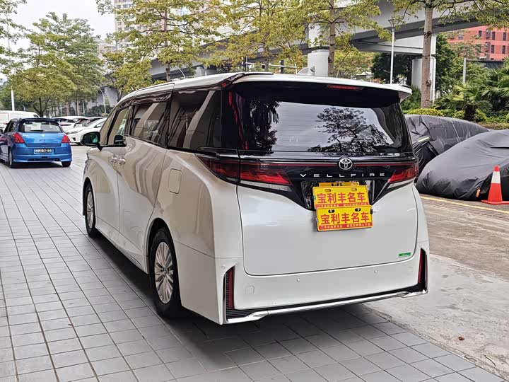 Toyota Vellfire, 2025 — фото 7 из 12
