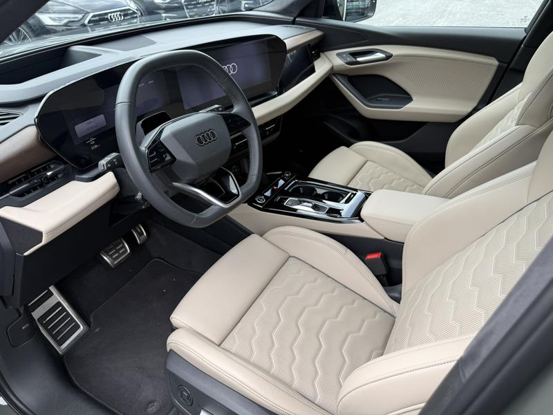 Audi Q6L e-tron, 2025 — фото 9 из 12